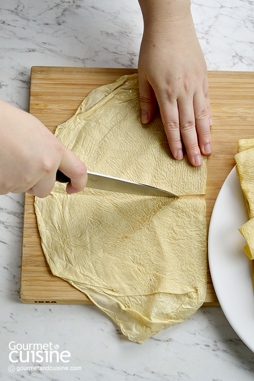 ฟองเต้าหู้ห่อกุ้งทอด