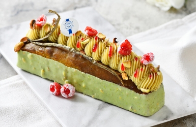 เค้กทราเวลลิงพิสตาชิโอและราสป์เบอร์รี ขนมหวานสีสวย