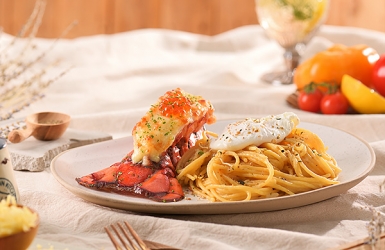 สปาเกตตีผัดมิโซะและชีสพาร์เมซาน Spaghetti White Miso & Parmesan Cheese