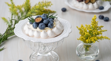 ทาร์ตเมอแรงก์บลูเบอร์รีสด หวานฉ่ำสดชื่นได้ความสดชื่นจากผลไม้