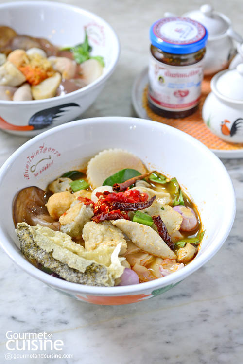 เย็นตาโฟเครื่องทรง โดย อ.มัลลิการ์