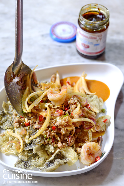 เย็นตาโฟเครื่องทรง โดย อ.มัลลิการ์