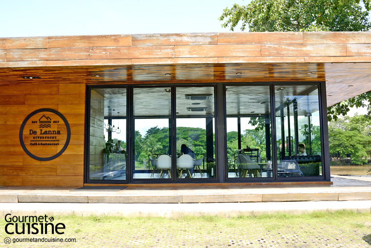De Lanna Riverfront Café & Restaurant