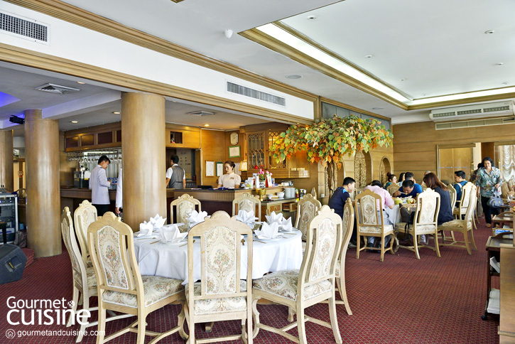 เมธาวลัย ศรแดง ร้านอาหารไทยตำนานแห่งถนนราชดำเนิน
