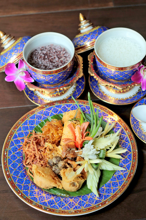 เสิร์ฟอาหารชาววังประจำวันสงกรานต์ กับ “ข้าวแช่สูตรต้นตำรับ” สดชื่นรับหน้าร้อน ณ ห้องอาหารปทุมมาศ