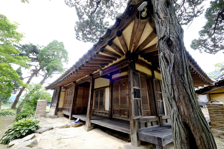 เที่ยวแตกต่างอย่างลงตัวที่ Korea Village Experience