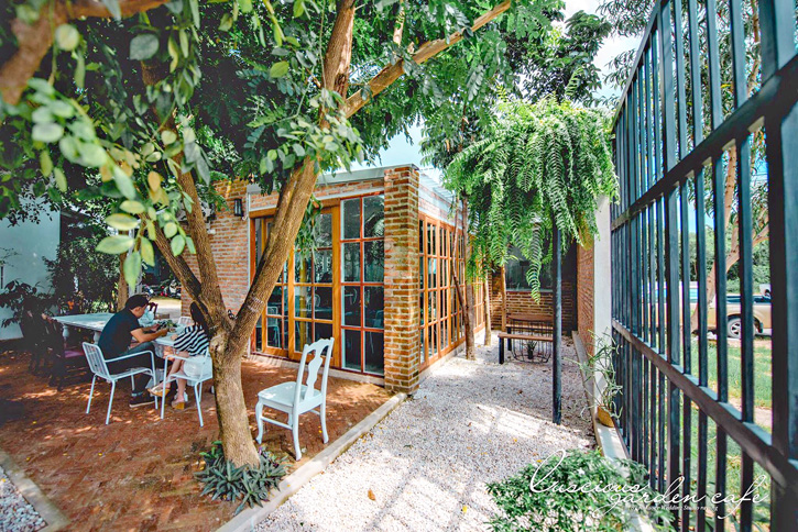 ชวนหลบร้อนไปอร่อยรื่นรมย์ที่ Luscious Garden Café คาเฟ่ในบ้านหลังใหญ่ในระยอง
