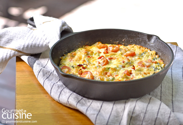 ไข่เจียวไส้กรอกอิตาเลียนกะเพราสไตล์อิตาเลียน (Italian Sausage and Holy Basil Frittata)
