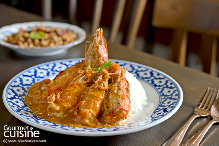 เต็มอิ่มกับซีฟู้ดจานเดียวที่ร้านอะเหน่ ย่านตลาดน้อย
