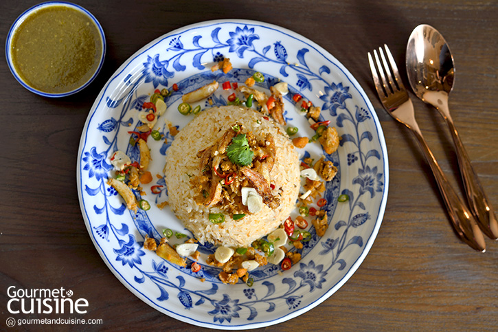 เต็มอิ่มกับซีฟู้ดจานเดียวที่ร้านอะเหน่ ย่านตลาดน้อย