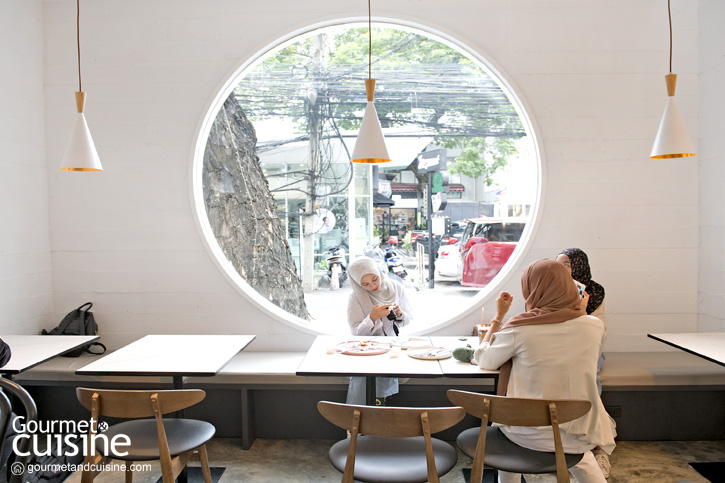 Skoop & Co. คาเฟ่ขวัญใจสายฮิปแห่งใหม่ใจกลางทองหล่อ