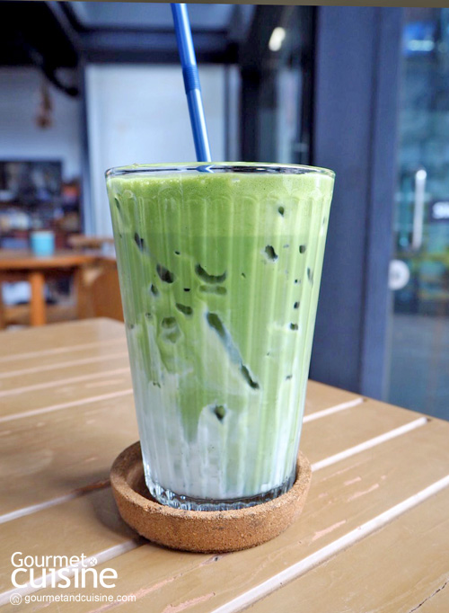 Brown Café Where We Bake & Blend ภูเก็ต คาเฟ่ที่คนรักเค้กต้องมาโดน