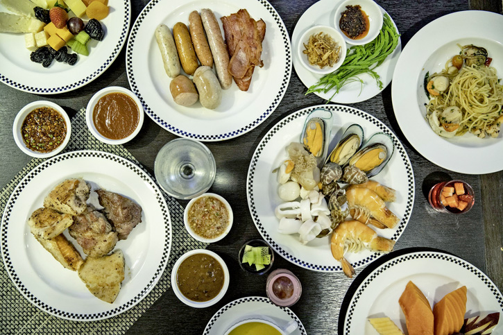 อิ่มอร่อยกับสเต๊กไนท์บุฟเฟ่ต์ ทุกคืนวันพุธ และวันเสาร์ ณ ห้องอาหารแคลิฟอร์เนีย สเต็ก