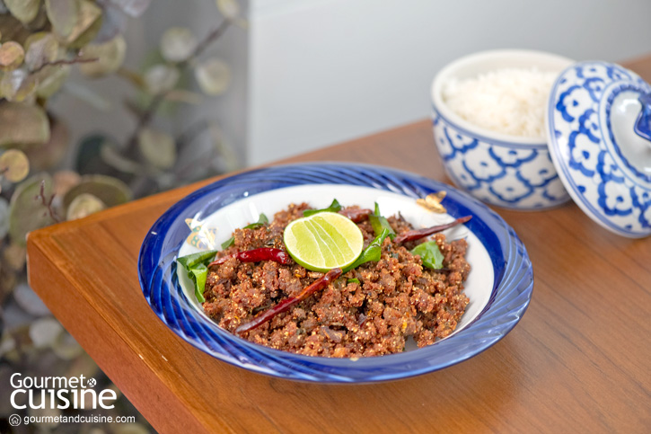 Vanida Bangkok ลิ้มรสอาหารไทยในบ้านเก่าหลังงาม