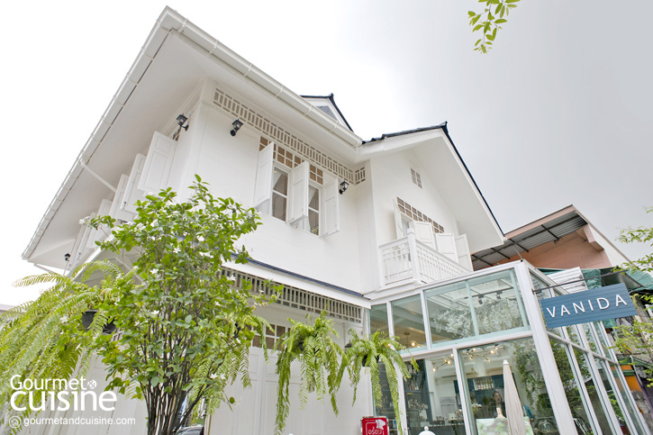 Vanida Bangkok ลิ้มรสอาหารไทยในบ้านเก่าหลังงาม