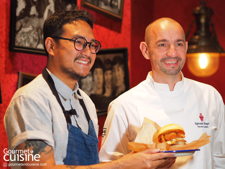 From Farm to Burger เบอร์เกอร์ซอสปลาร้าจากเชฟแบล็ก