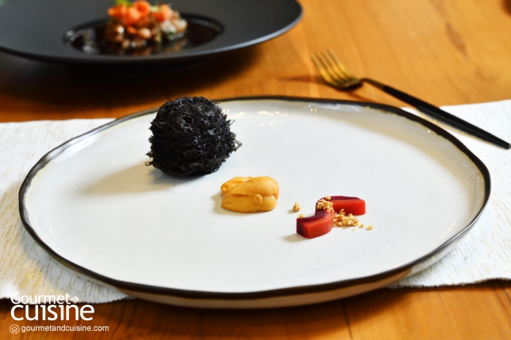 ADHOC BKK ไพรเวทไดนิ่งที่นำเสนออาหารไทยในหน้าตาที่แปลกใหม่