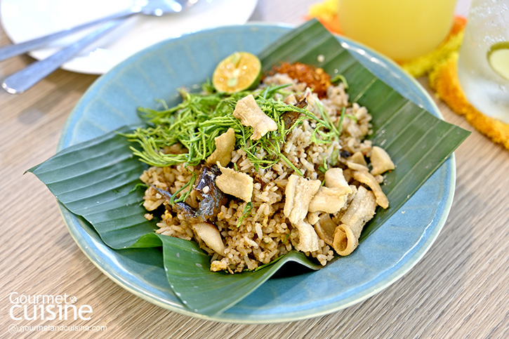 “ผงชูรส” (Pongchuros) ร้านอาหารไทย-อีสานสุดแซ่บแบบไม่ง้อผงชูรส