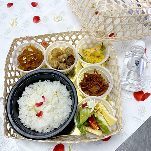 โรงแรมบันยันทรี กรุงเทพ ขอเชิญคุณมาดับร้อนด้วยข้าวแช่ตำรับชาววัง