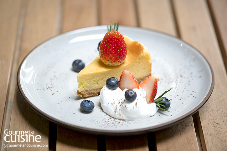 Taste Café Atelier กาแฟดีในโกดังศิลปะสุดฮิปบนถนนวัวลาย
