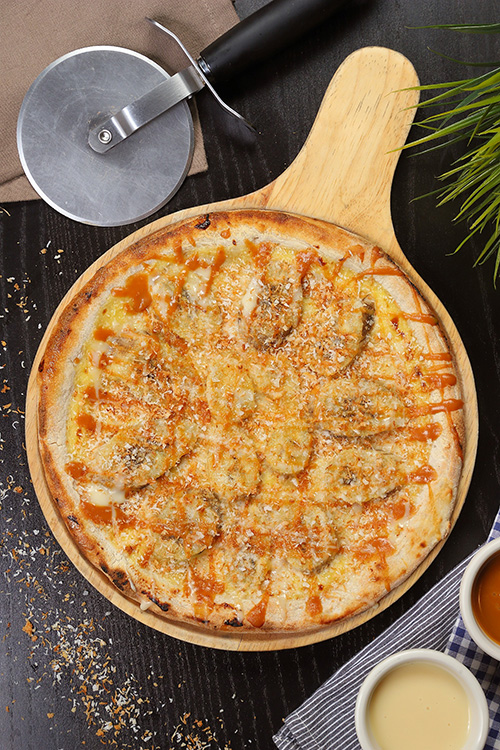 Breeze Café & Bar เปิดตัวเมนูใหม่ พิซซ่าเตาถ่าน 11 หน้าท้าให้ลอง