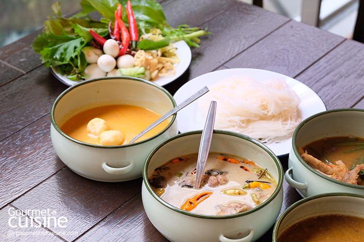 Café Chilli ดิ เอ็มควอเทียร์