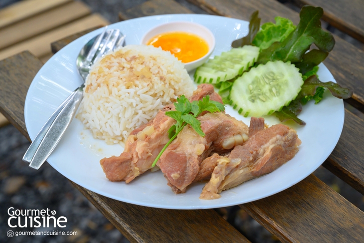บ้าน ๑,๐๐๐ ไม้ Cafe & Farm