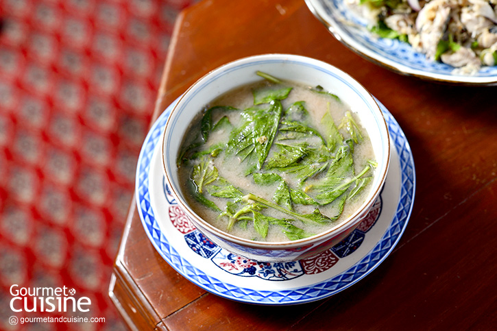 กินข้าว “บ้านเผ่าทอง” อร่อยลิ้นสำราญตาสราญใจ