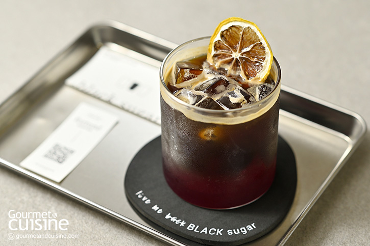 Blacksugar Cafe แฟชั่นคาเฟ่สไตล์มินิมอล ย่านรามอินทรา