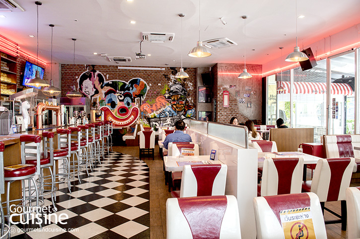 Mickey’s Diner ความอร่อยสไตล์อเมริกันคอมฟอร์ตฟู้ดแห่งหลังสวน