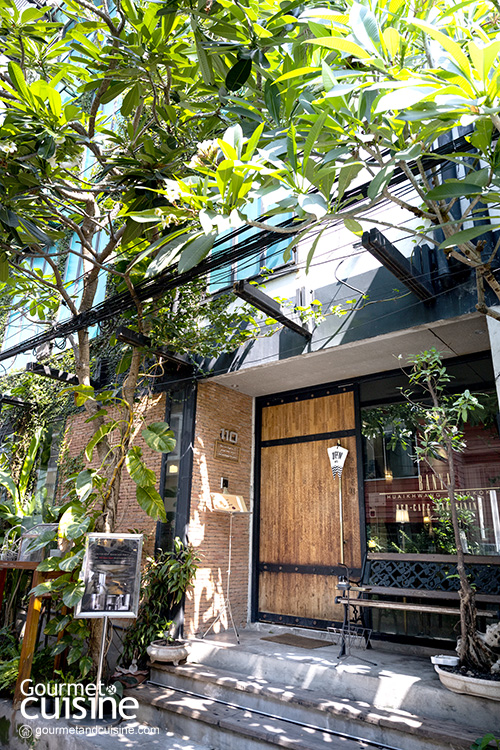 บ้านย่า คาเฟ่ (Banya Cafe Bangkok) คาเฟ่วินเทจแสนอบอุ่น ย่านห้วยขวาง