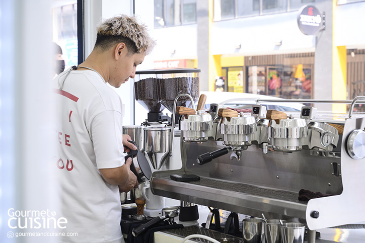จิบกาแฟที่บ้านหลังใหม่ย่านสะพานควายของ Sleep Enemy