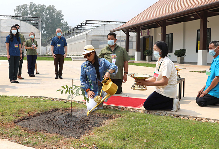 พระราชกรณียกิจสมเด็จพระเจ้าลูกเธอ เจ้าฟ้าสิริวัณณวรี นารีรัตนราชกัญญา ในพื้นที่ โรงงานหลวงอาหารสำเร็จรูปที่ 1 จังหวัดเชียงใหม่