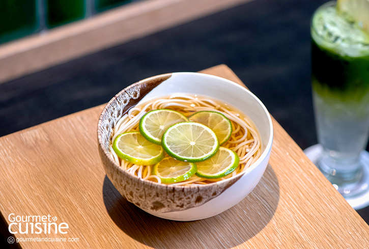 กินโซเมงเหนียวนุ่ม พร้อมจิบชาเขียวญี่ปุ่นแท้ๆ ที่ Kyoto Uji Saryo