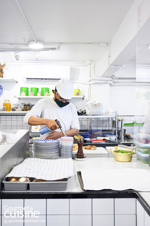 ธธดา ร้านอาหารไทยบน ถ.อรุณอมรินทร์
