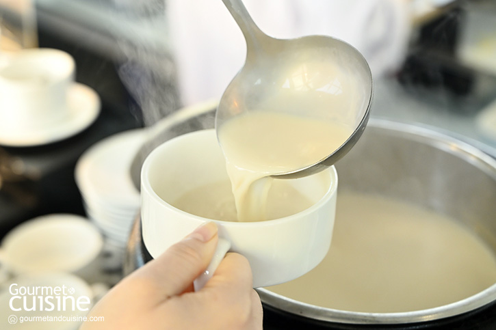 ไปสเตเคชั่นที่ โรงแรมใบหยก สกาย ฟินกับโปรโมชั่น “Stay & Dine...above the cloud”
