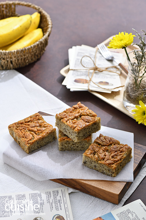 เค้กกล้วยหอมคาราเมลเค็ม Salted Caramel Banana Cake