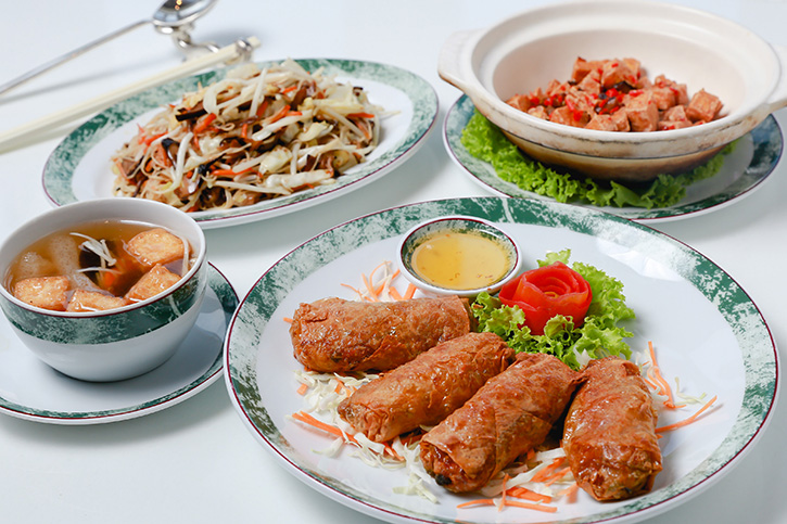 อิ่มอร่อยไปกับเทศกาลอาหารเจด้วยเมนูพิเศษ สุขใจ สร้างกุศล เสริมบุญ ณ ห้องอาหารจีนไดนาสตี้ โรงแรมเซ็นทาราแกรนด์ฯ เซ็นทรัลเวิลด์