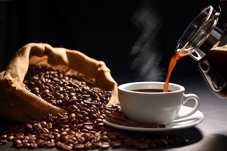 6 ประโยชน์ของกาแฟ ดื่มอย่างพอเหมาะก็ดีต่อสุขภาพนะ