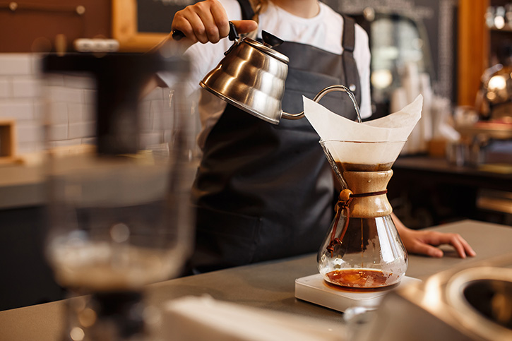 ฝึกศิลปะการชงกาแฟและเรียนรู้การบริหารจัดการร้านอย่างมืออาชีพ กับหลักสูตร "Professional Barista & Café Management Control" ที่ วิทยาลัยดุสิตธานี