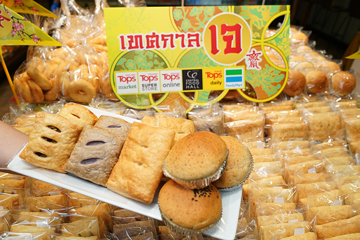 “ท็อปส์ และ เซ็นทรัล ฟู้ด ฮอลล์” ร่วมปลุกมู้ดจับจ่ายเทศกาลกินเจ รวมสารพัดเมนูเจรสเด็ดพร้อมทาน และวัตถุดิบเจคุณภาพเยี่ยม สะดวกช้อปทุกช่องทาง