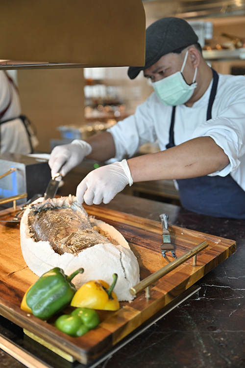 บุฟเฟ่ต์แห่งตำนาน Lord Jim’s