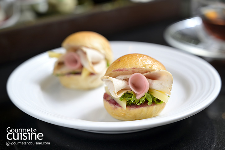 “Festive Afternoon Tea” ฉลองปีใหม่กับชุดน้ำชายามบ่ายจาก “เดอะ เบเกอรี”
