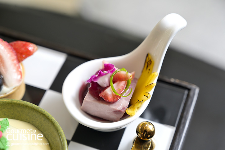 “Festive Afternoon Tea” ฉลองปีใหม่กับชุดน้ำชายามบ่ายจาก “เดอะ เบเกอรี”
