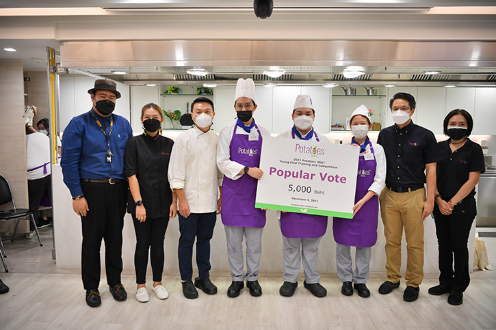 “วิทยาลัยดุสิตธานี กวาดรางวัลชนะเลิศ 2 รายการ”  ในการแข่งขัน “2021 Potatoes USA® Young Chef Training and Competition”