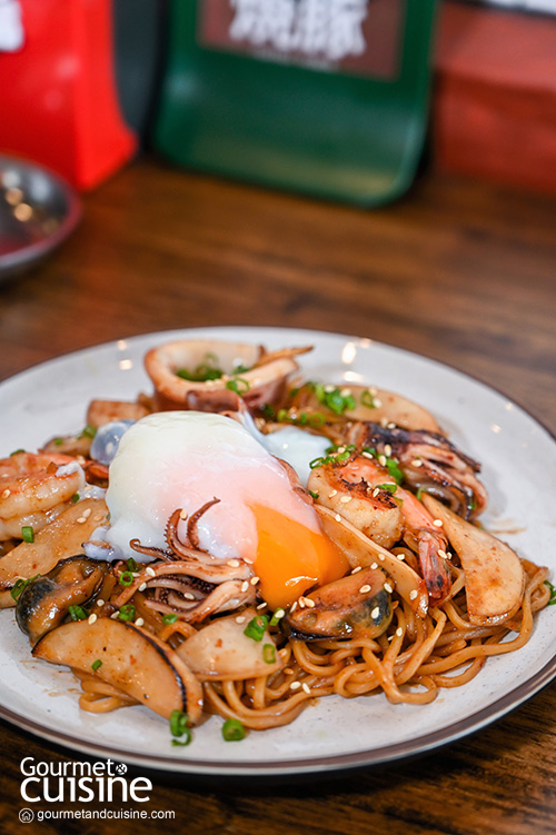 MHAN - หมาน ร้านอาหารเอเชียนสตรีทฟู้ดจากเชียงใหม่ มาเปิดบ้านหลังใหม่แล้ว ย่านสะพานควาย