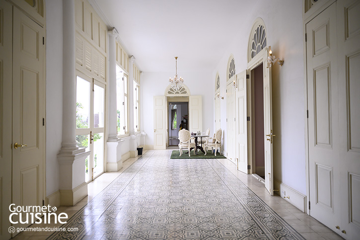 จิบชาชมวังเก่าที่ Deva Manor ย่านกรุงเกษม ไม่ต้องนั่งไทม์แมชชีนเพราะขับรถมาที่นี่ง่ายกว่า