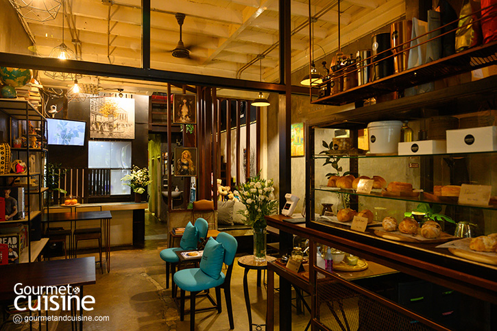 Embassy Coffee คาเฟ่ลับบนถนนจักรพรรดิพงษ์