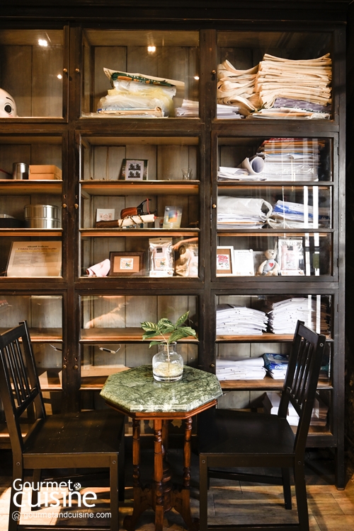 โรงน้ำชามิตรามิตร ร้านเก่าสุดคลาสสิกบนถนนพระอาทิตย์