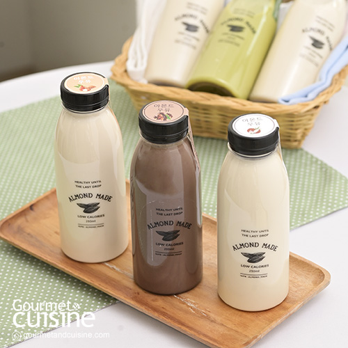 จิบนมอัลมอนด์คั้นสดจาก Almond Made